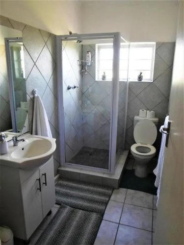 Cenikma Guest Suites - Couples Room