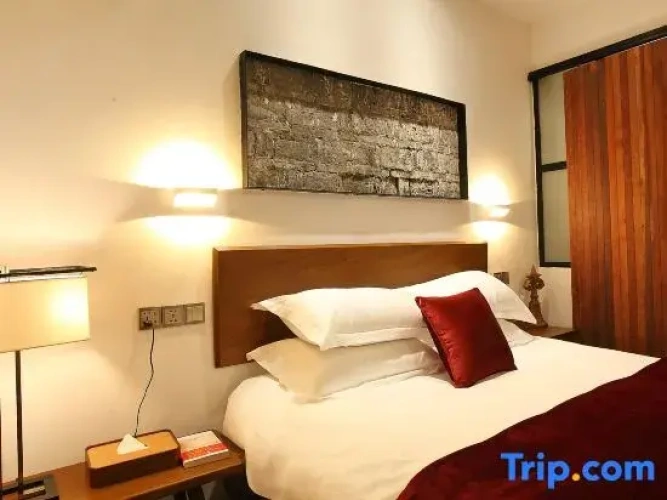 Standard Double room with river view