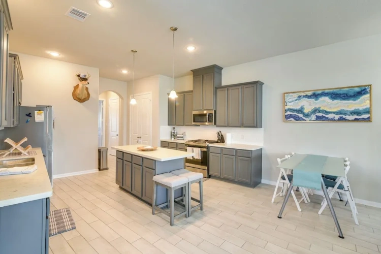 3 Bedrooms Cottage