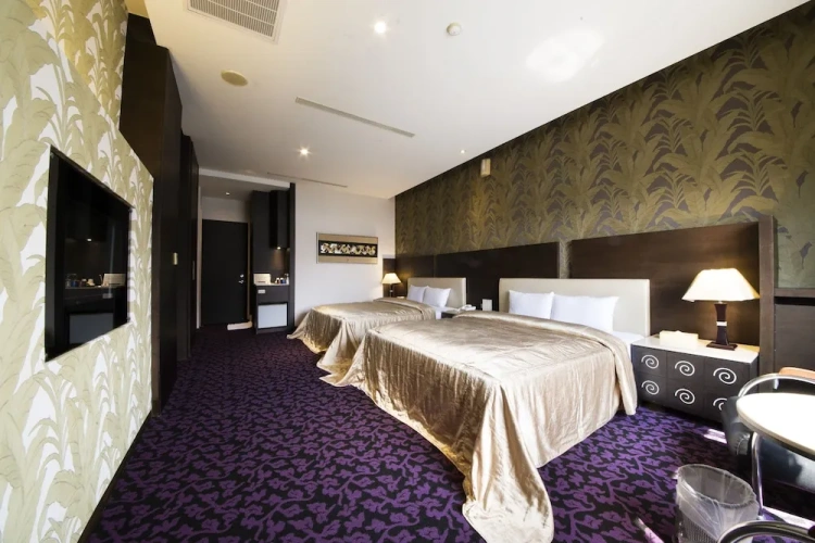 Business Quadruple room
