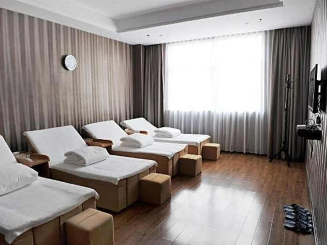 Changxing Golden Hotel