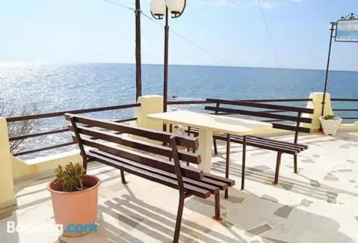Ermioni Rooms