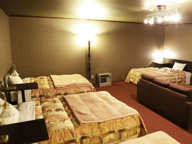 Forest Inn Sangoro