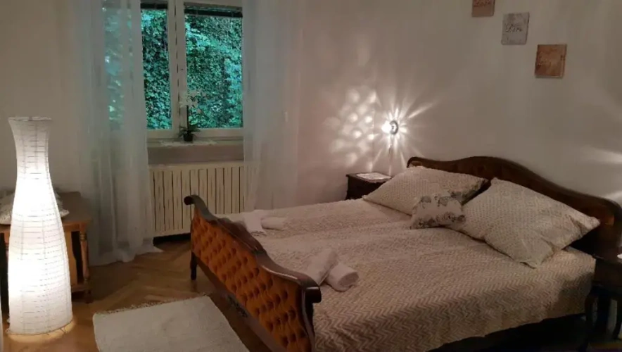 3 Bedrooms Apartment