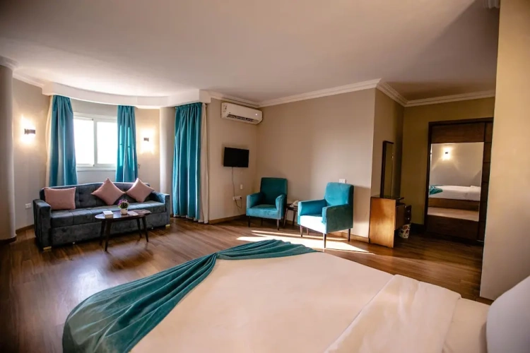 Standard Suite