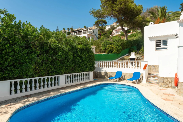 V105 Villa Nineta