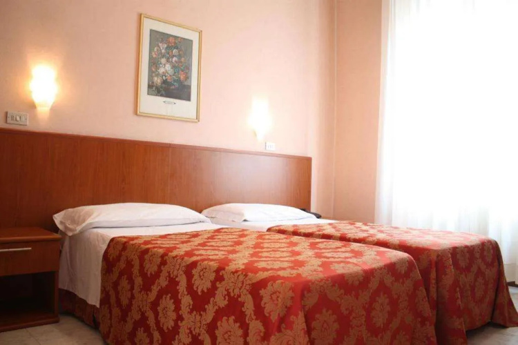 Garden Hotel