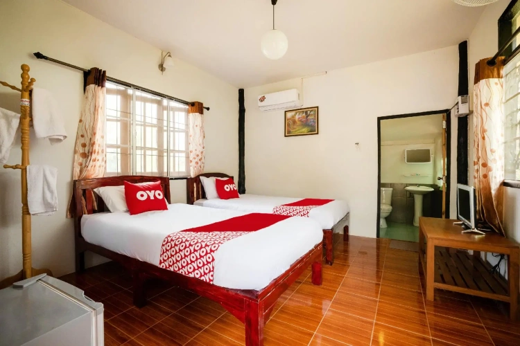 Superior Twin room