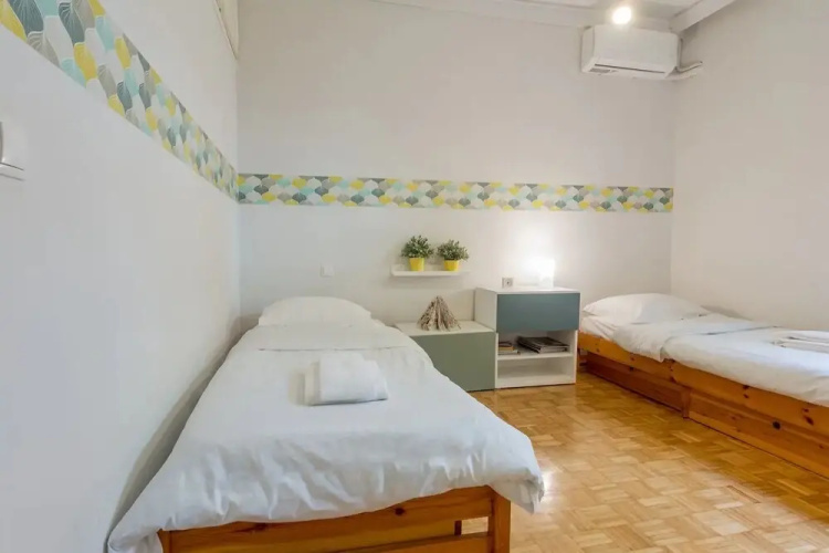 Vintage style 2 bedroom apartment near Acropolis