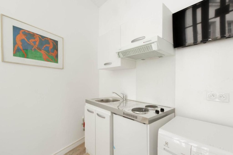 2 Bedrooms Apartment