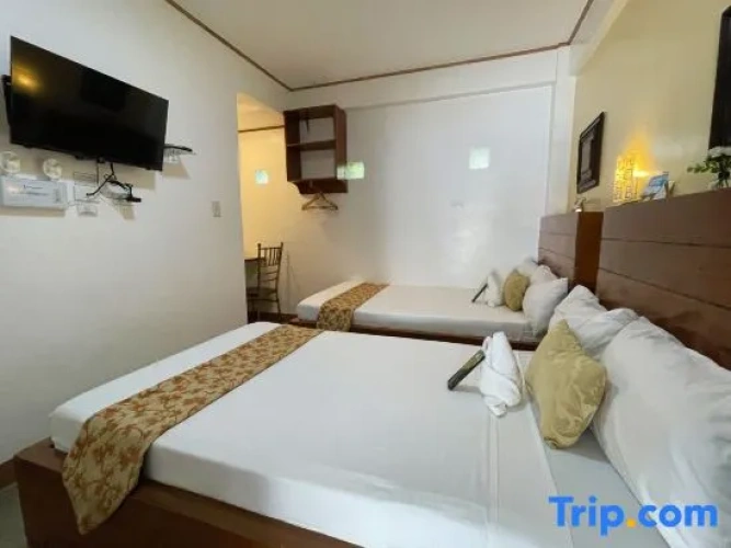 Deluxe Quadruple room