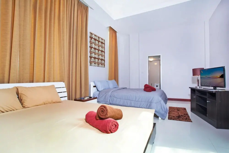 Jomtien Waree 8 6 Bed