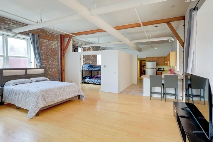 1 Bedroom Apartment