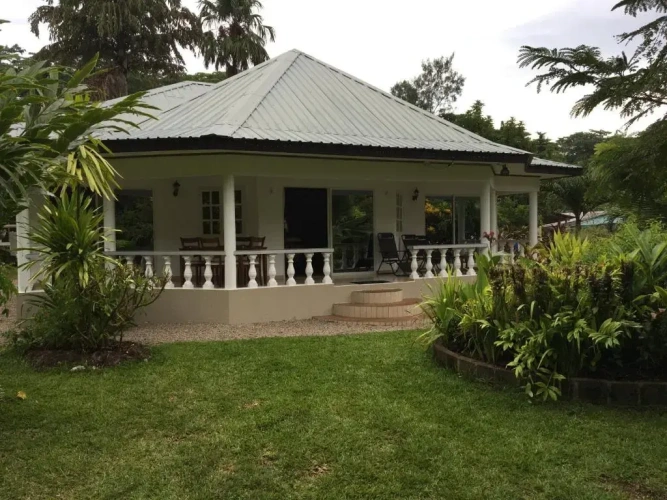 2 Bedrooms Cottage