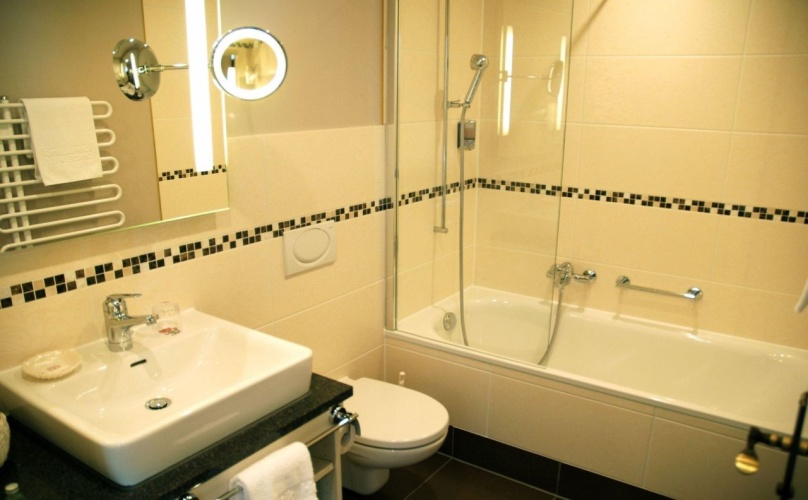 Romantik Hotel Schweizerhof photo 28