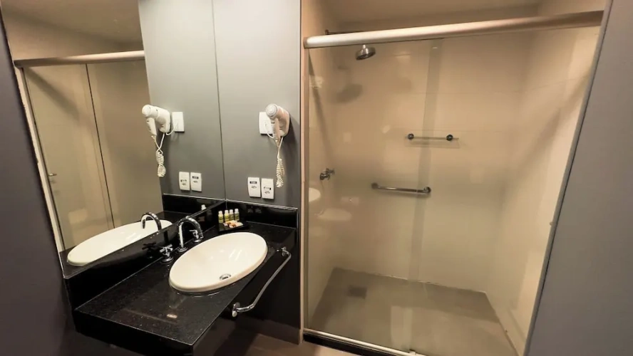 Standard Twin room with view