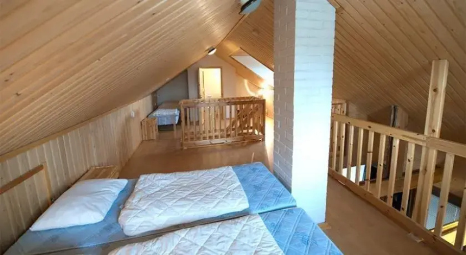 Far And Away Cabin