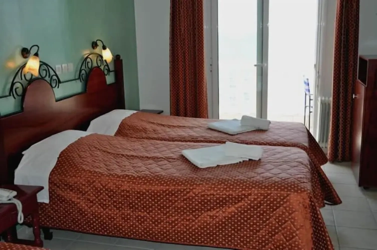 Standard Triple room with balcony and with sea view