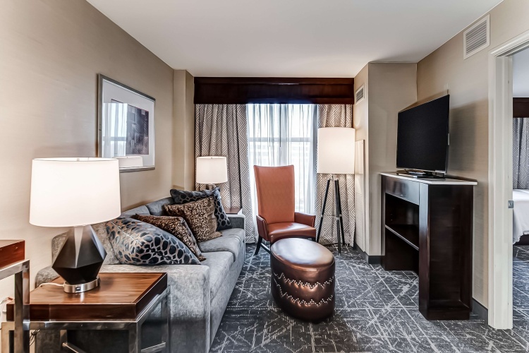 Embassy Suites by Hilton Atlanta Kennesaw Town Center photo 7