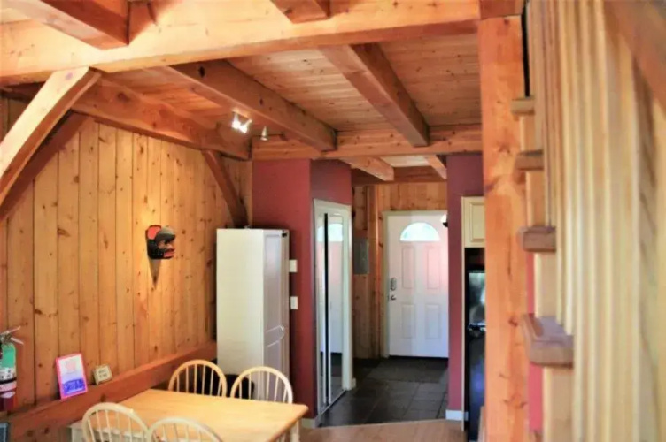 Best Coast Cabin