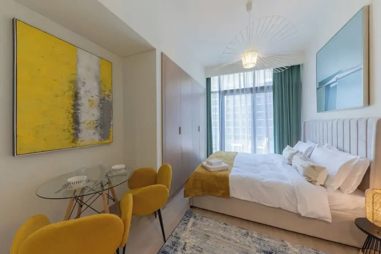 Bright and cozy studio in Azizi Riviera