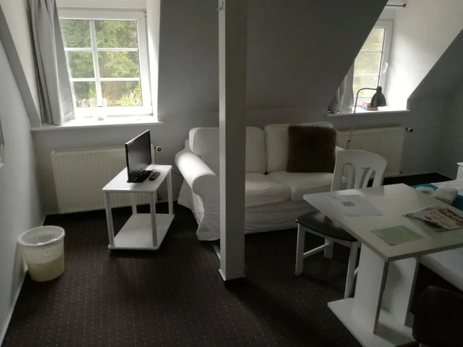 Standard Quadruple Family room