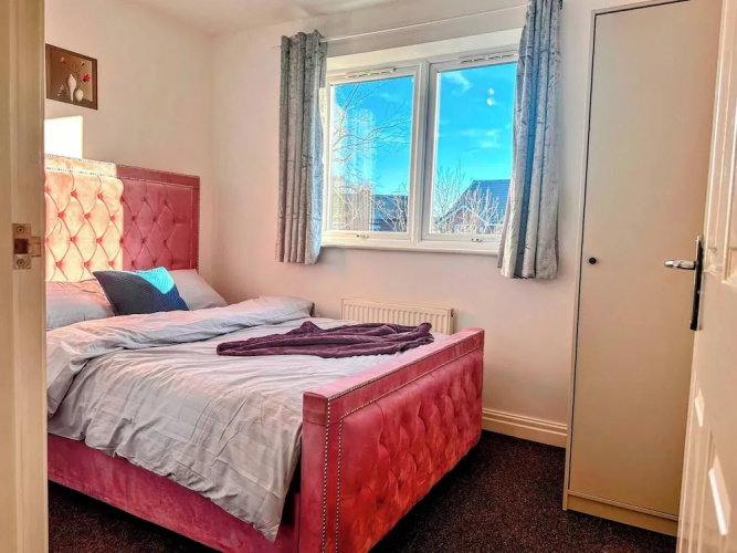 Contractor-friendly 2BR Gem Wi-fi & Free Parking