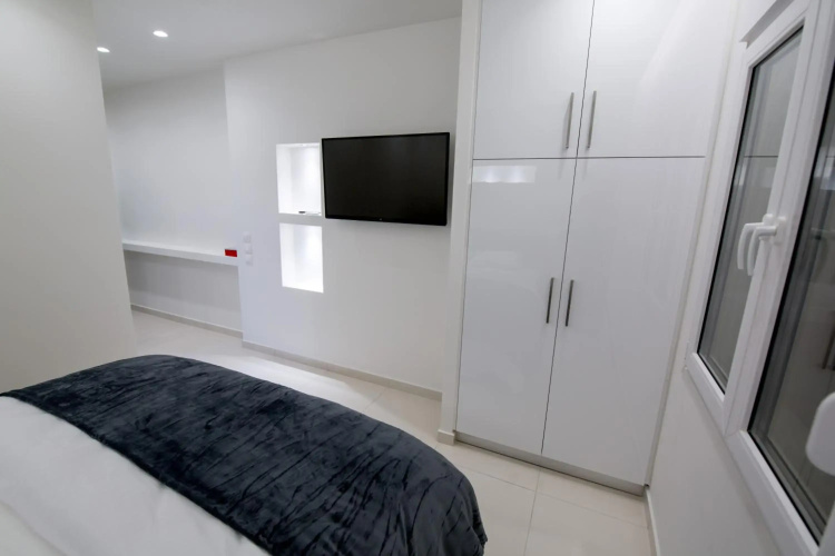 WHITE LUX APARTMENT FOR 2 vipgreece