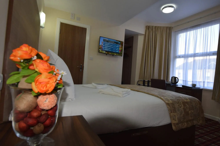 Lucky 8 Hotel