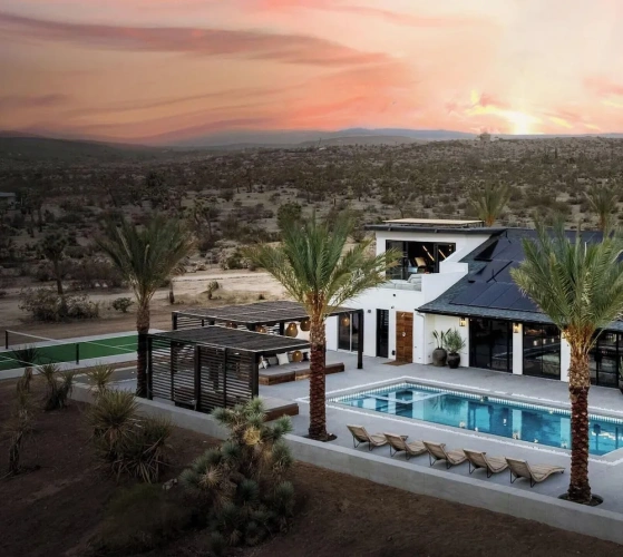 6 Bedrooms Cottage