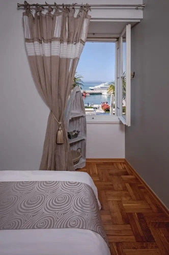 1 Bedroom Deluxe Apartment with balcony and with sea view