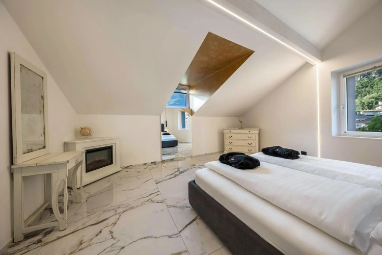 App 9 Palazzo Cavour