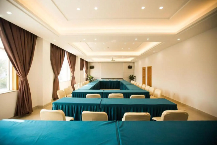 Jinding Hotel Mile