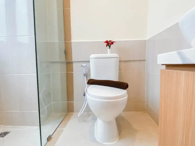 Modern 2Br At Meikarta Apartment Near Aeon Delta Mas