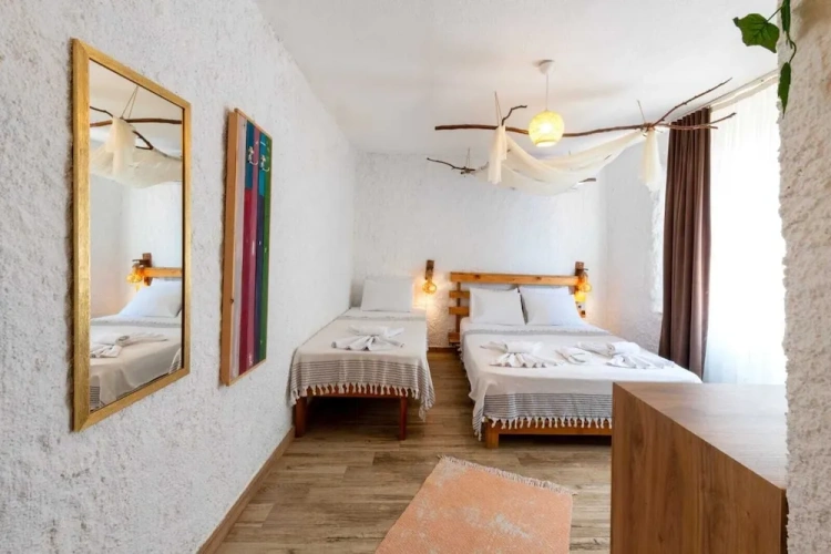Classic Triple room