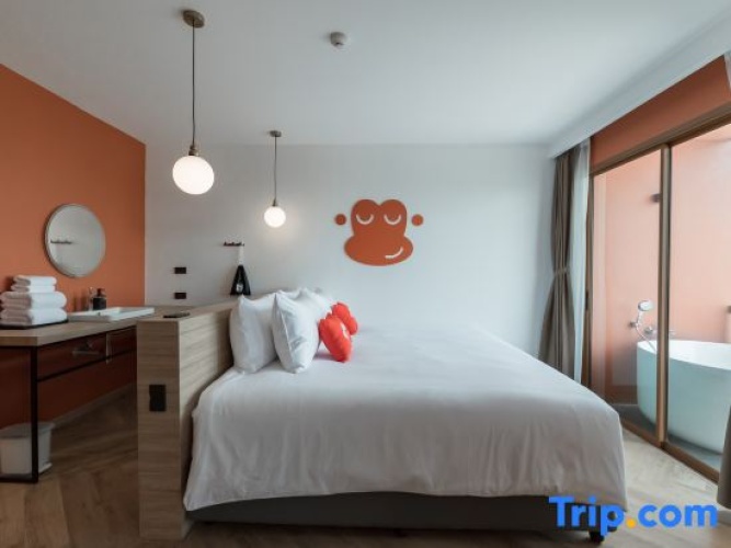 1 Bedroom Suite