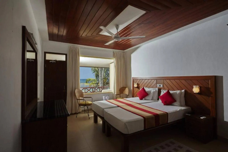 Coral Sands Hotel