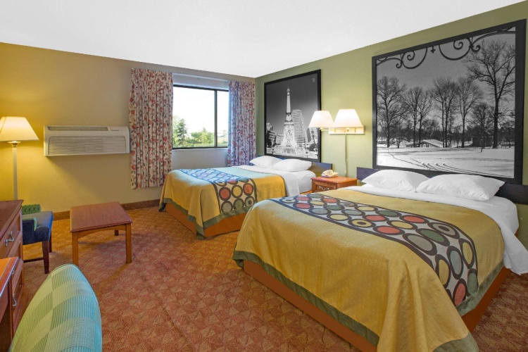 Standard Quadruple room