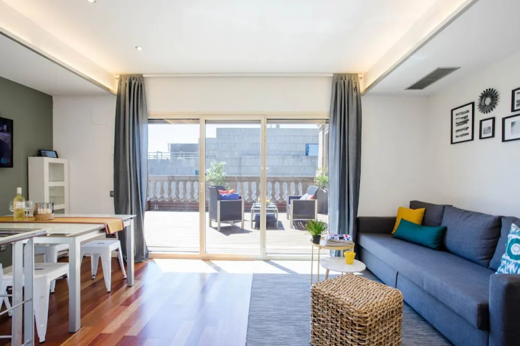 Unique Rentals - Placa Catalunya