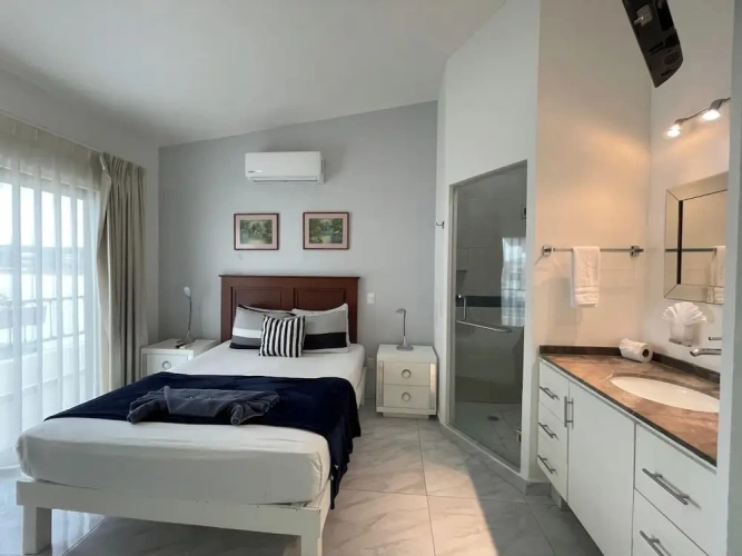 Family Apartment with balcony and with ocean view