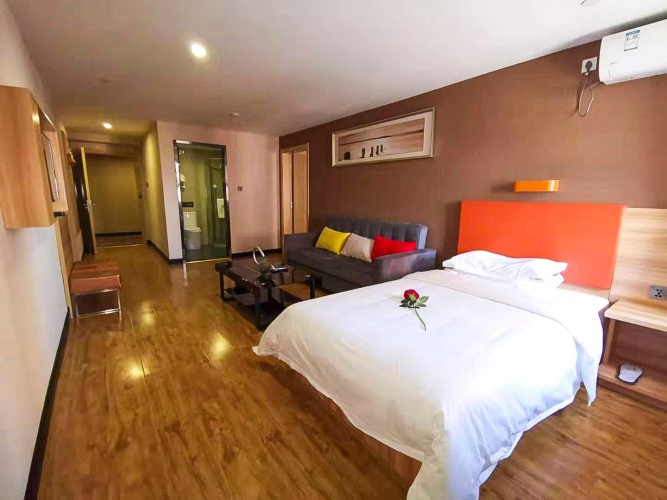 Double Suite
