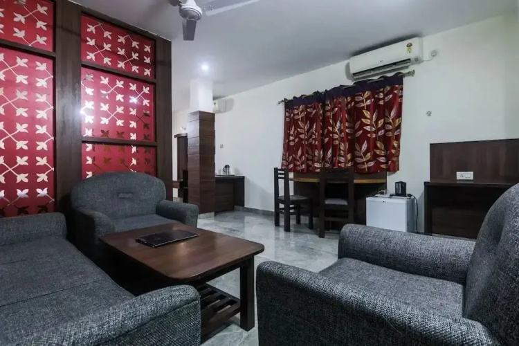 Green Point by OYO Rooms