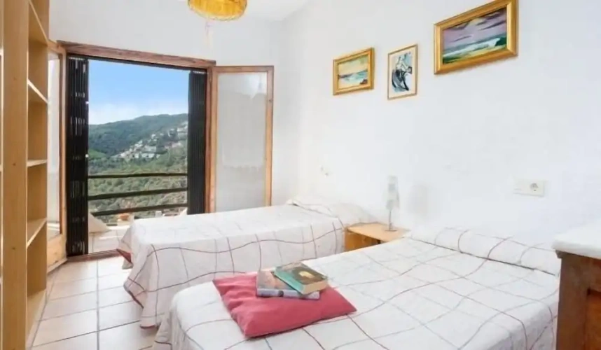 3 Bedrooms Villa with mountain view