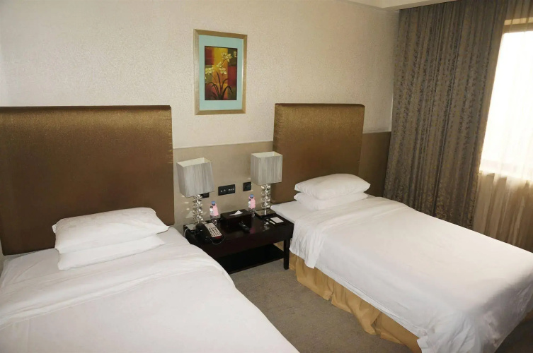 Imperial Traders Elong Hotel