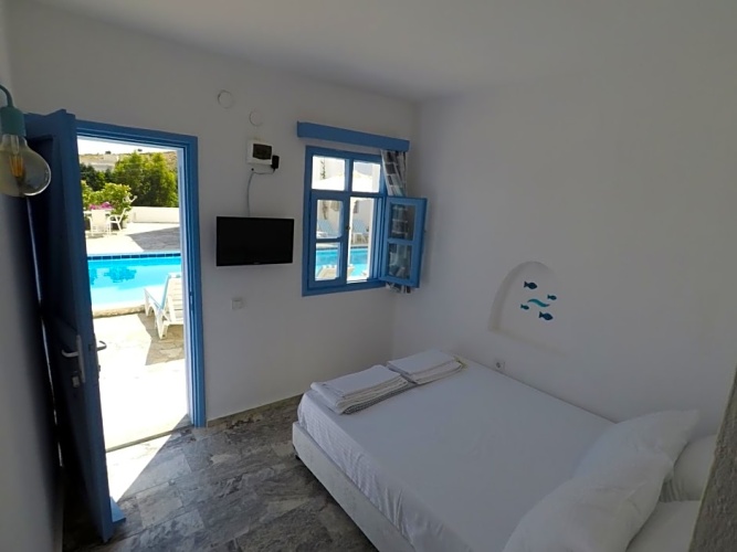 Standard Double room with view