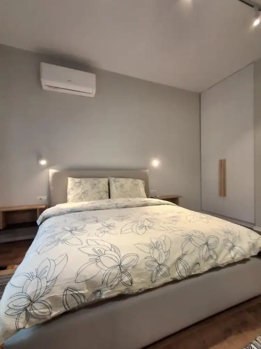 AR Hotel