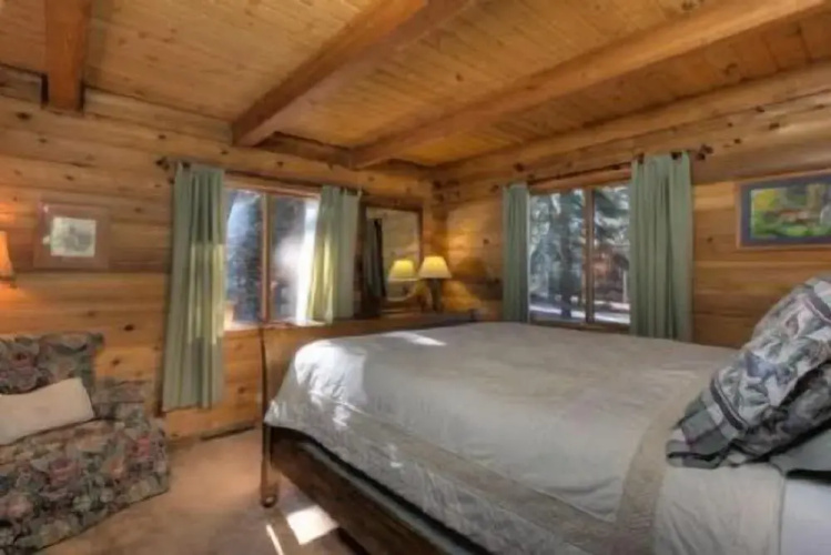 Fairway Family Cabin
