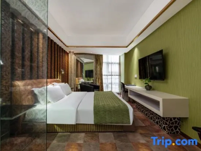 Double Suite