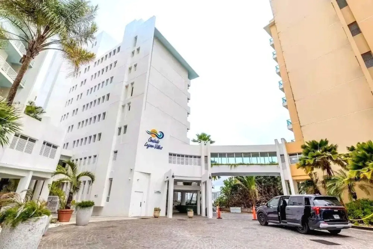 Condado Lagoon - Lux Waterfront Studios - San Juan