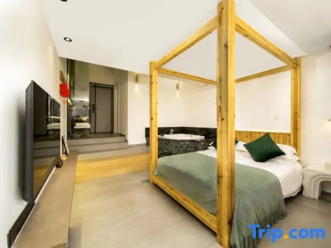 Quadruple Duplex Apartment